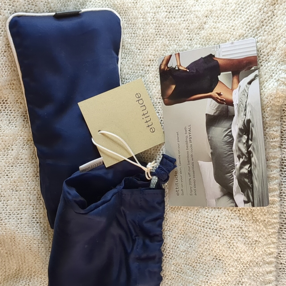 ettitude BAMBOO LYOCELL & LAVENDER EYE PILLOW - Picture 2 of 11